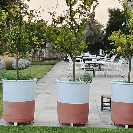 马塞里亚塔斯帕蒂旅馆 3*