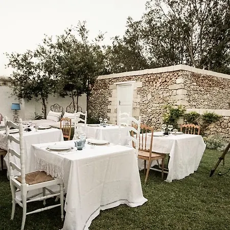 게스트하우스 Masseria Spartivento 3*